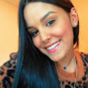 Meet your Posher, Daniela